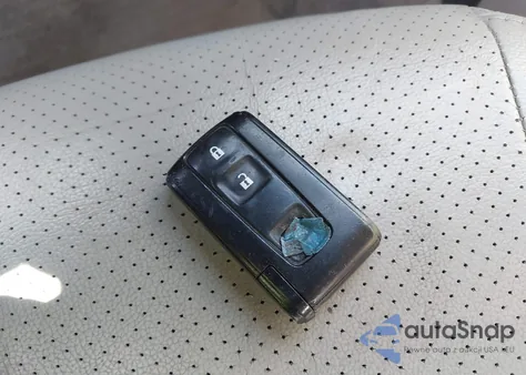 2004 Toyota Prius from USA, damaged, VIN JTDKB20U140070419